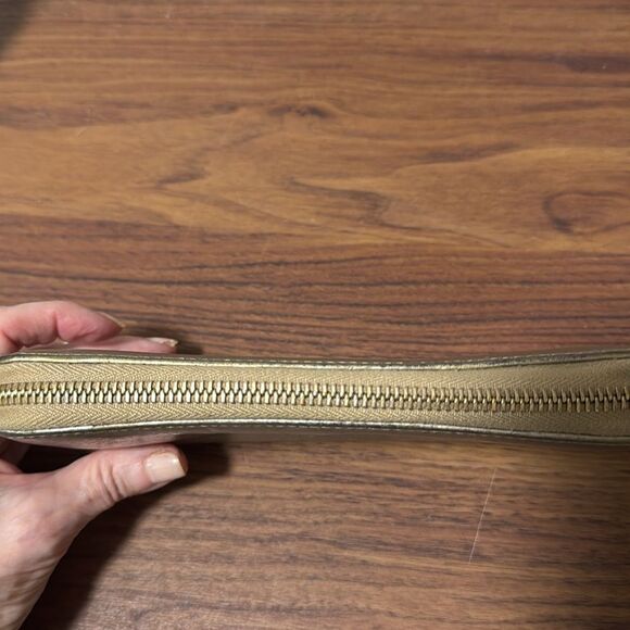 Gucci Bronze Zip-Around Pebble Leather Continental Wallet  with Bamboo Tassel. - Picture 6 of 12